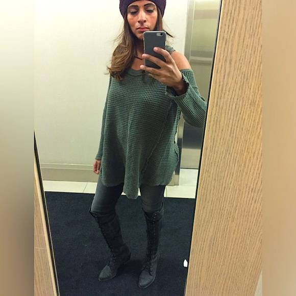 FREE PEOPLE Moonshine V-Neck Pullover - Picture 4 of 4